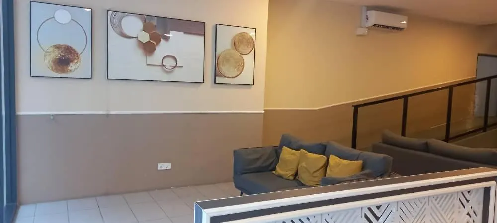 The Wadies 2Br 5Pax Reizz Residences With Balcony And City View Jalan Ampang クアラルンプール 0*,  マレーシア