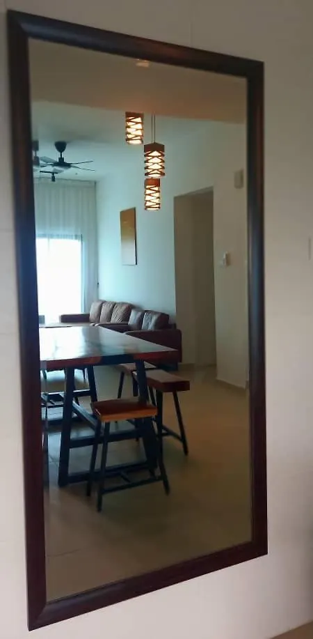 The Wadies 2Br 5Pax Reizz Residences With Balcony And City View Jalan Ampang Kuala Lumpur Malásia