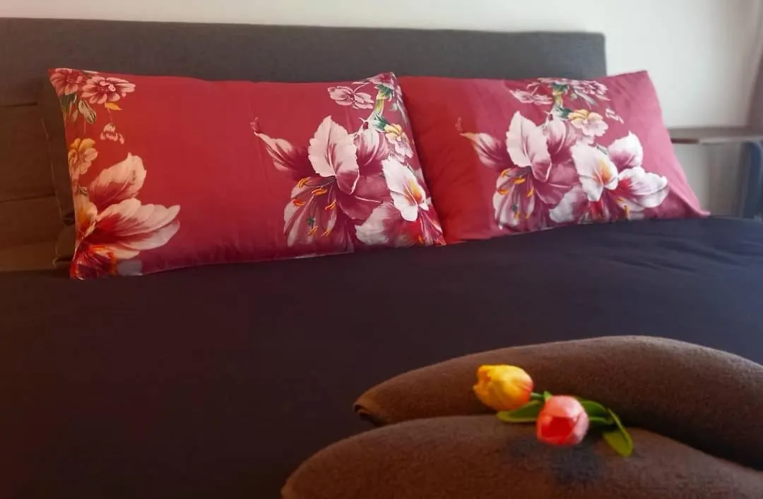 Apartamento The Wadies 2Br 5Pax Reizz Residences With Balcony And City View Jalan Ampang Kuala Lumpur