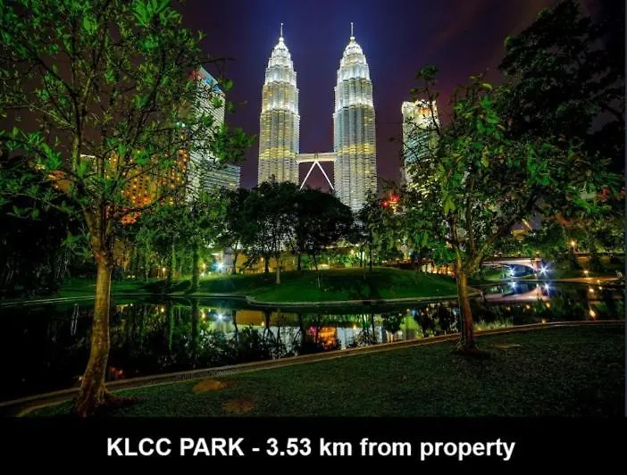 The Wadies 2Br 5Pax Reizz Residences With Balcony And City View Jalan Ampang Kuala Lumpur